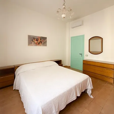 Casetta Azzurra - Helloelba